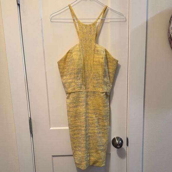 Jovani Dresses & Skirts - Jovani Women's Yellow and Silver Backless Dress Size 4 NWOT
